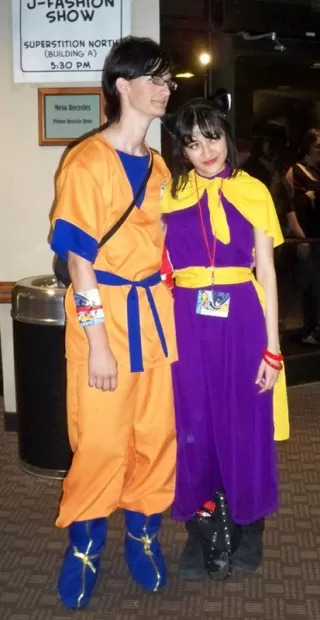 Goku desnutrido e sua dignissima esposa. 