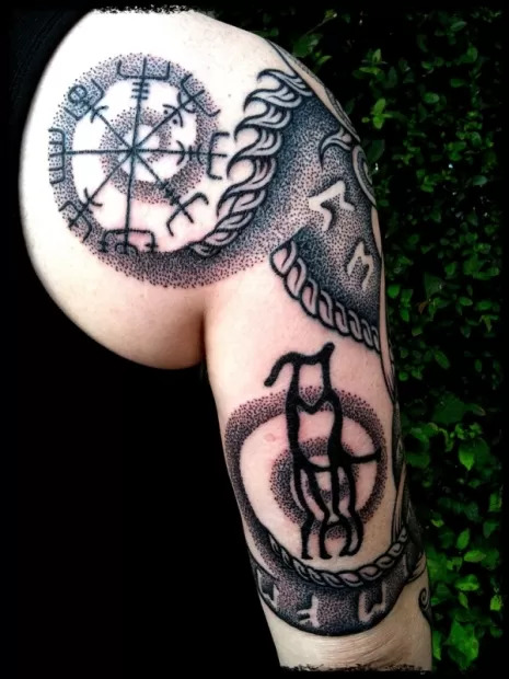 grey-ink-viking-tattoo-on-right-sleeve